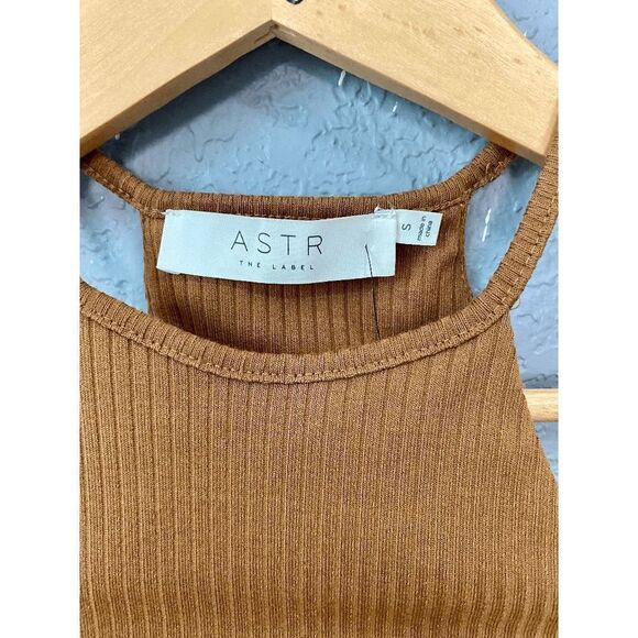 ASTR The Label Women’s Solene Shoulder Cutout Halter Bodysuit Tan - Picture 8 of 8